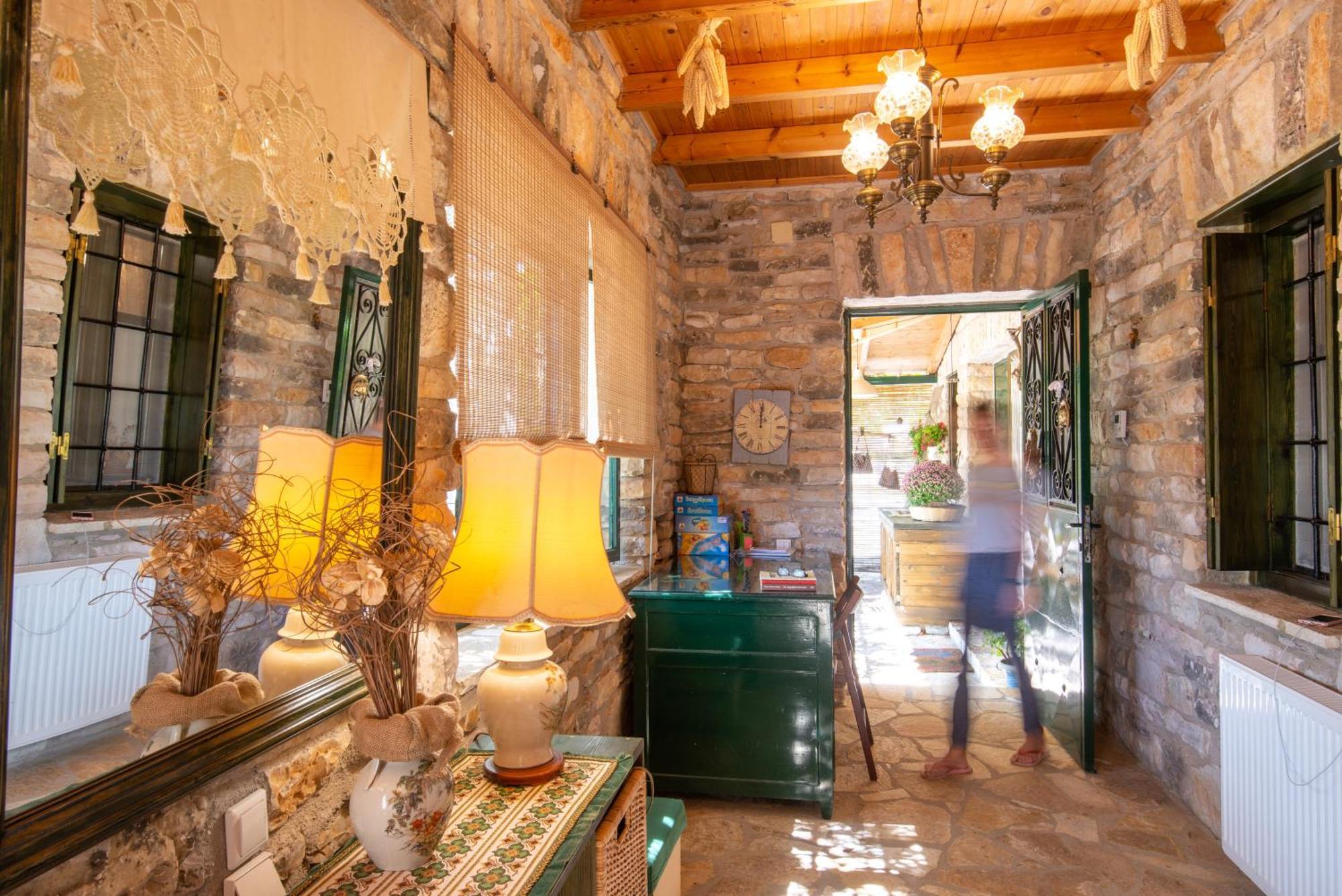 Liodentro - Olea Villa ปลาตาเรีย ภายนอก รูปภาพ
