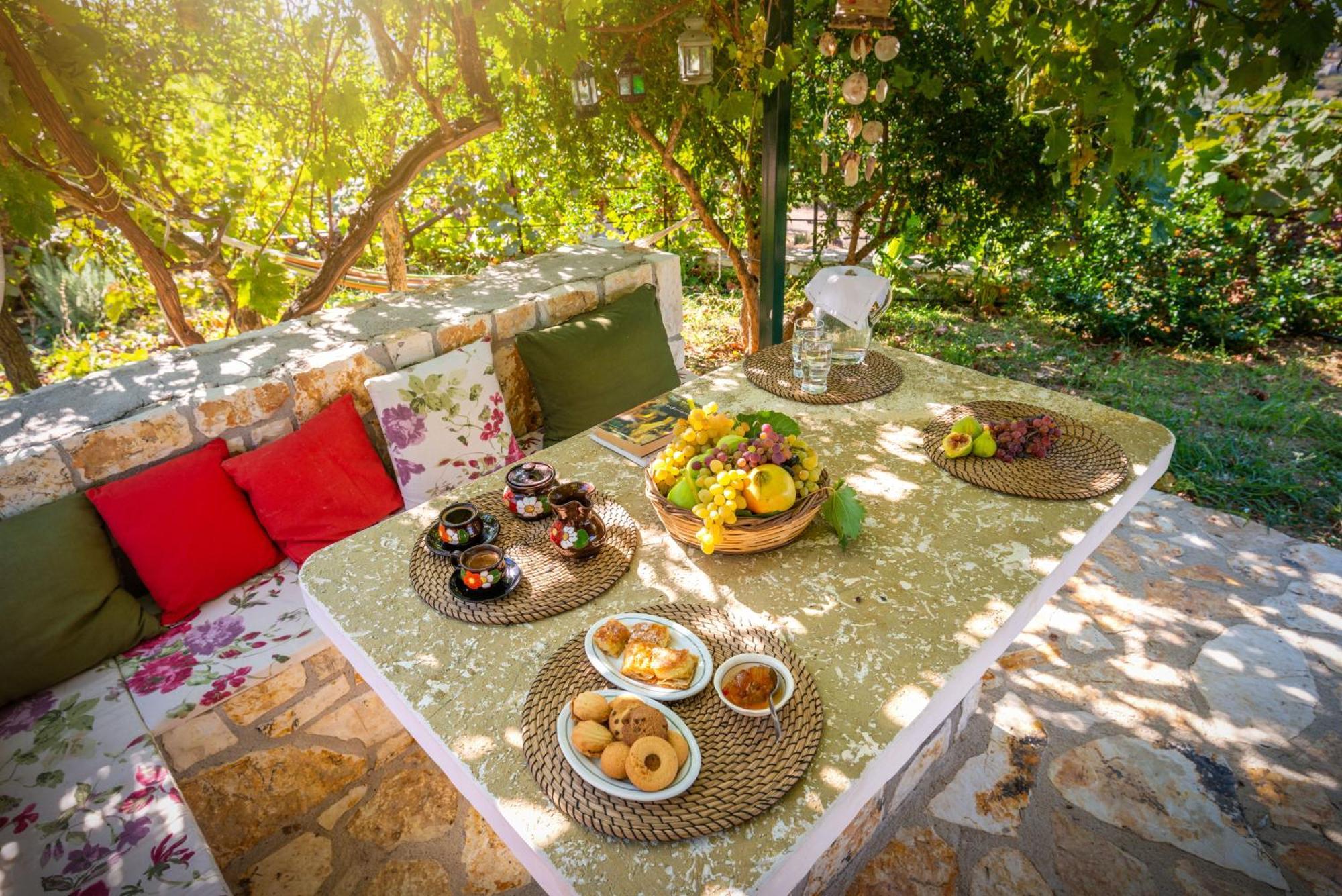 Liodentro - Olea Villa ปลาตาเรีย ภายนอก รูปภาพ
